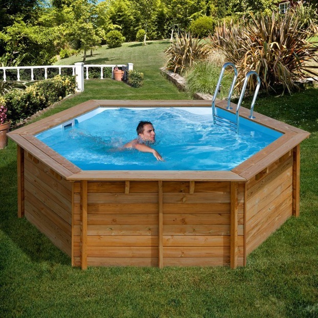 piscina de madera redonda